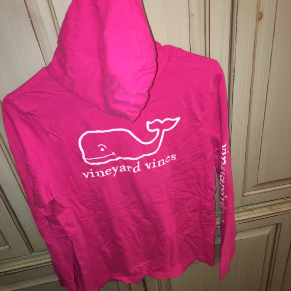Vineyard vine long sleeve hooded tee